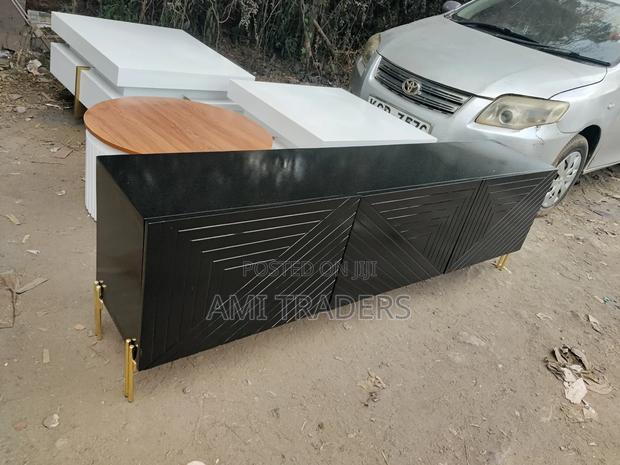 Black Tv Stand (6ft)