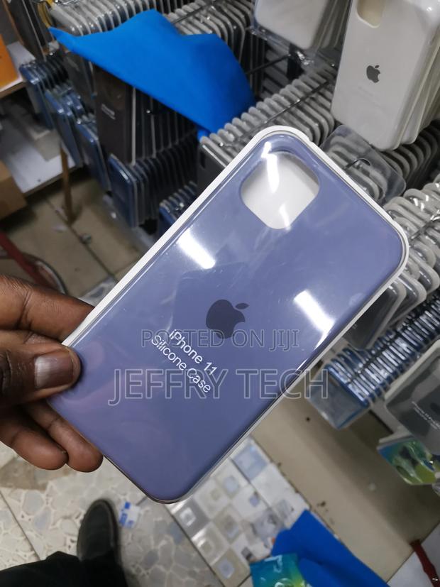 Excellent Purple iPhone 11 Silicone Case - thumbnail 2