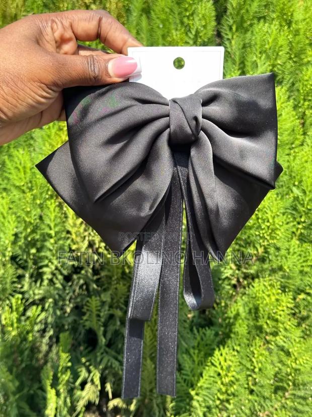 Cute Hair Bow - thumbnail 2