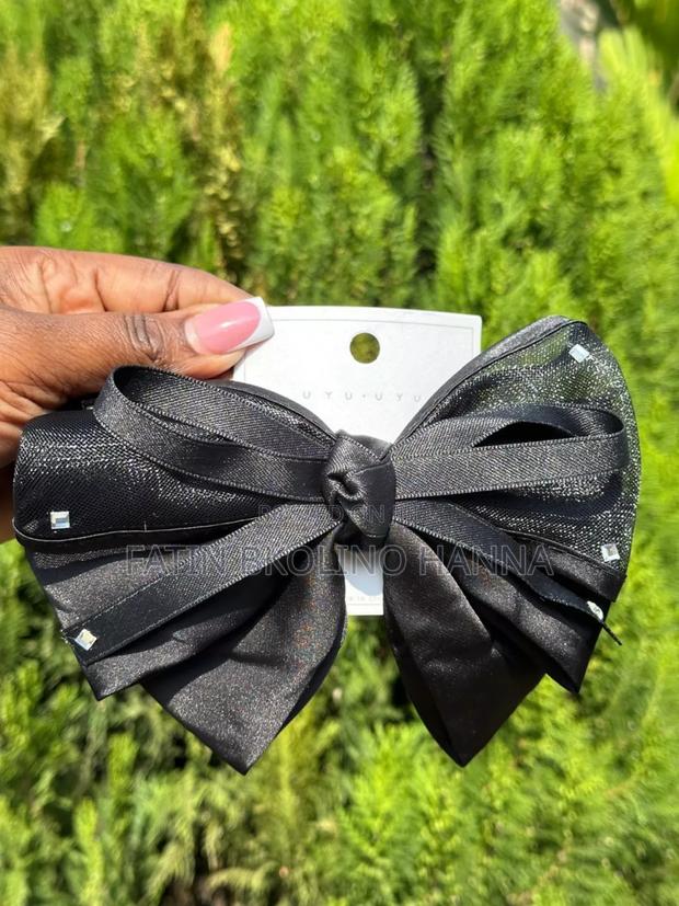 Cute Hair Bow - main view