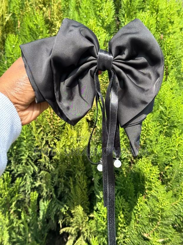 Cute Hair Bow - thumbnail 2