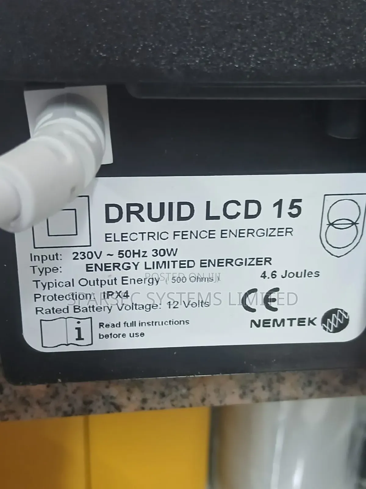 Druid 15 LCD Electric Fence Energizer 5 Joule