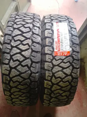 225/70r17 Maxxis