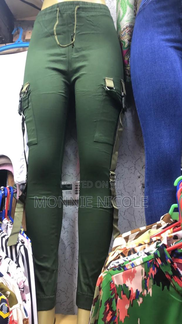 Stylish Cargo Pants - thumbnail 3