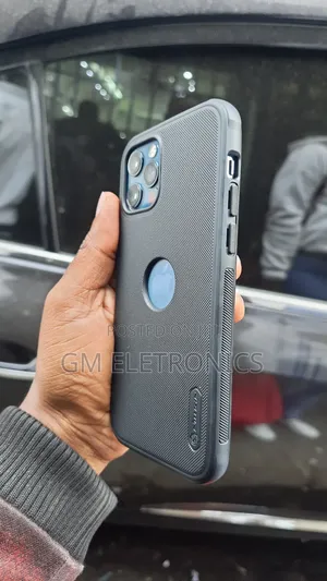 iPhone 12/12pro Nillkin Back Case. (Black)