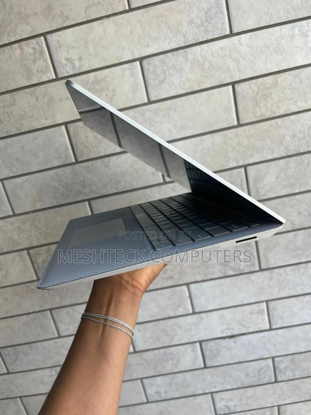 Laptop Microsoft Surface Book 8GB Intel Core I5 SSD 256GB - thumbnail 4