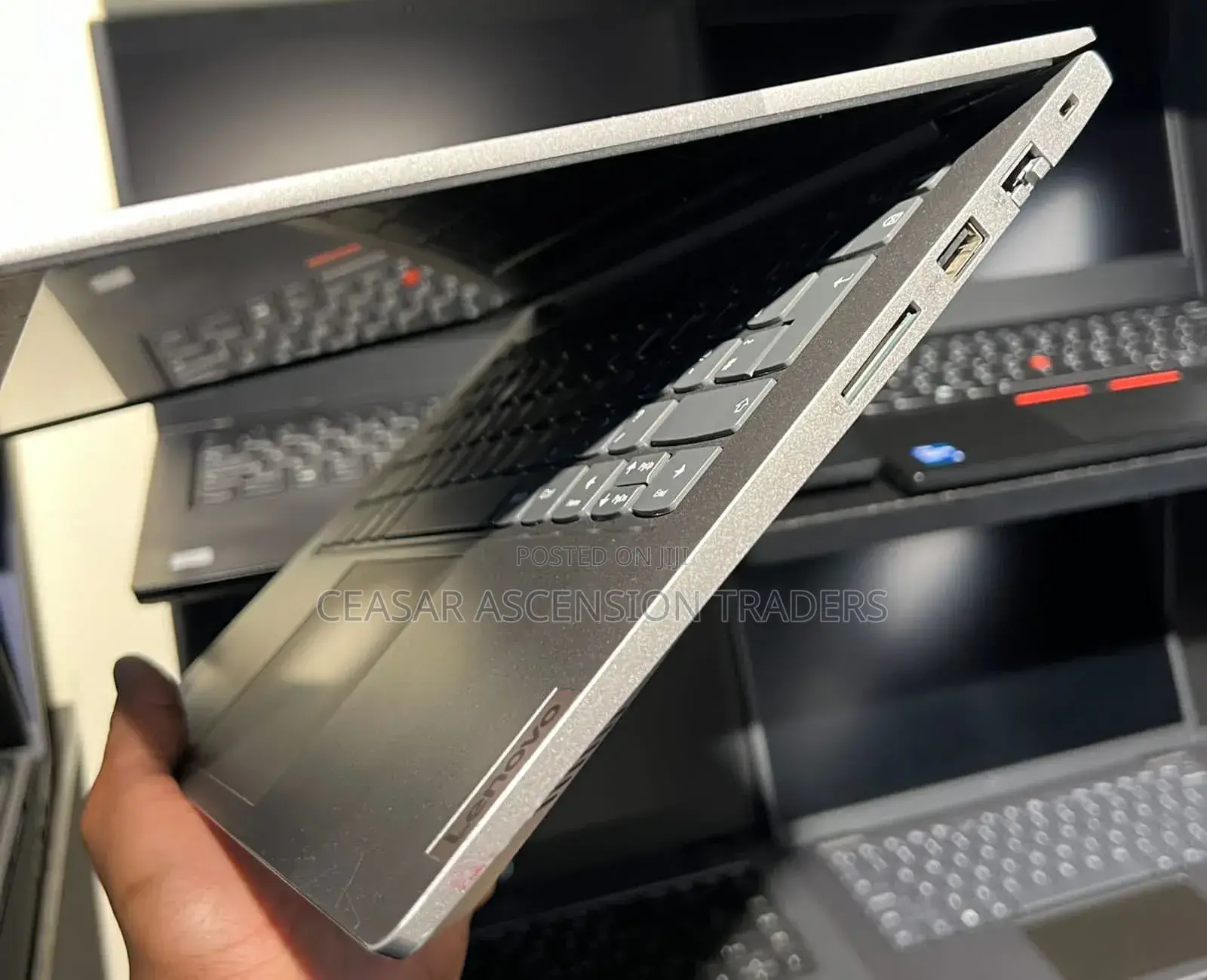 Laptop Lenovo Thinkbook 14 8GB Intel Core I7 SSD 256GB