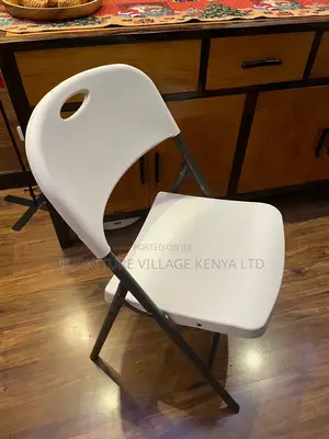 Foldable White Chairs for Garden, Party, Events, Office