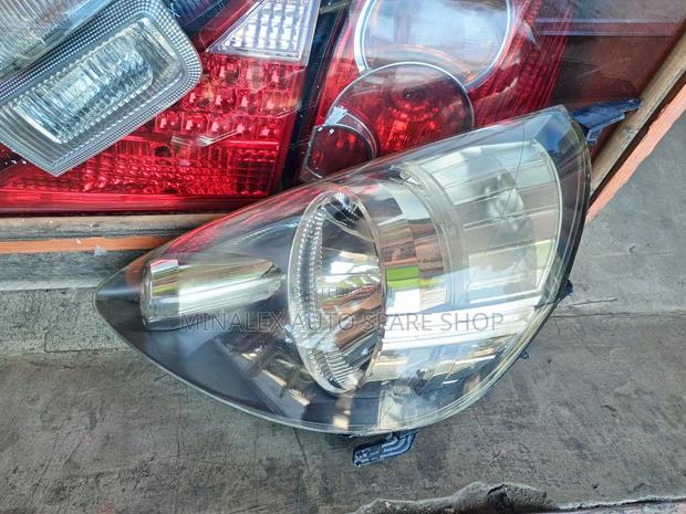 Honda Fit 2005 LHS Headlight - thumbnail 2