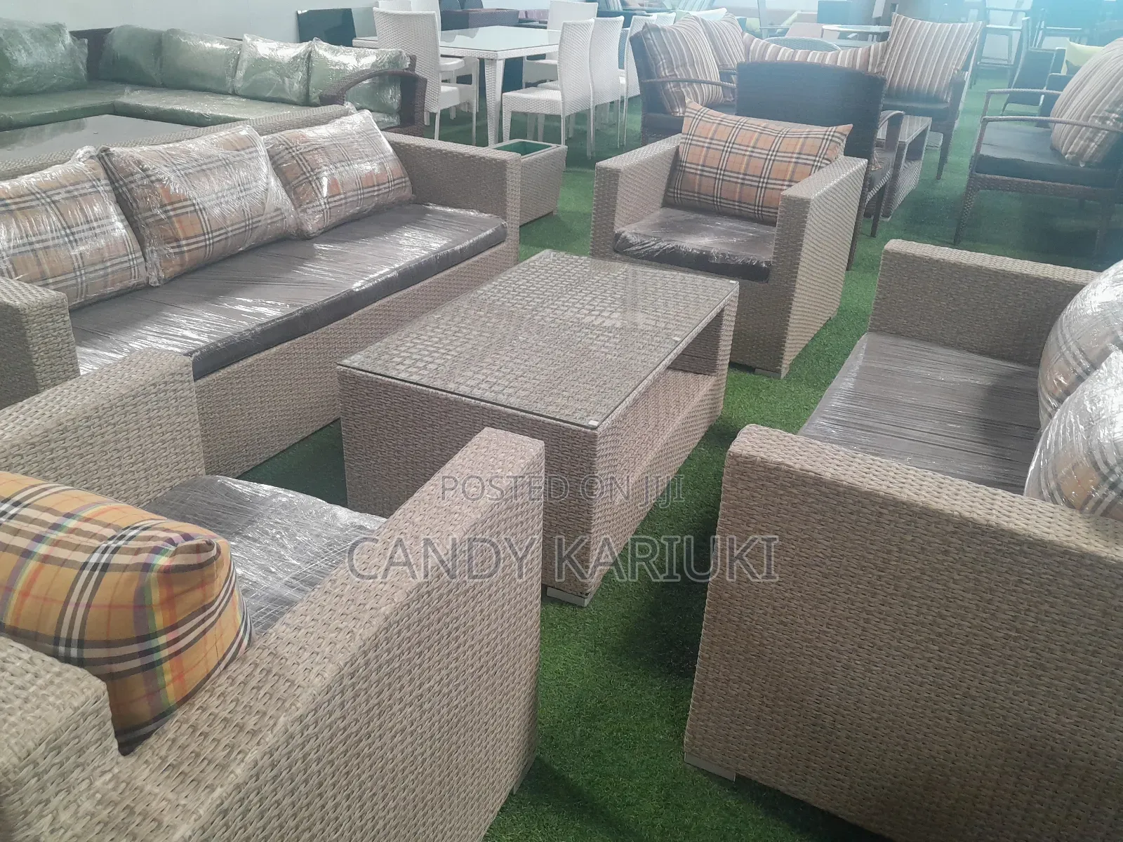 Modern 7 Seater Garden Set Plus Table