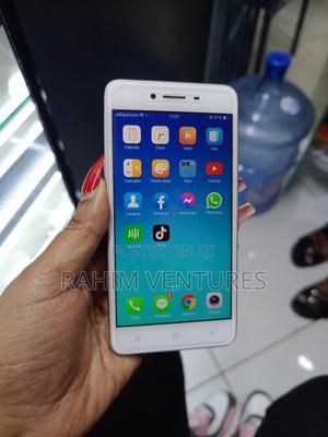 Oppo A37 16 GB Gold - thumbnail 2