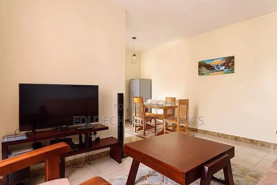 2 Bedroom Airbnb/Short and Long Term Stay