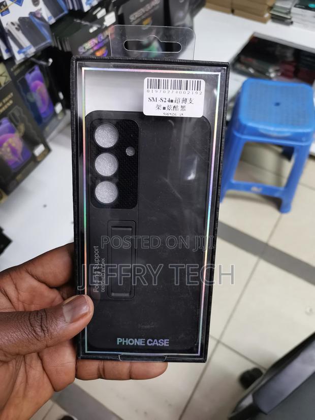 Black Samsung Galaxy S24 Premium Genuine Leather Case - thumbnail 3