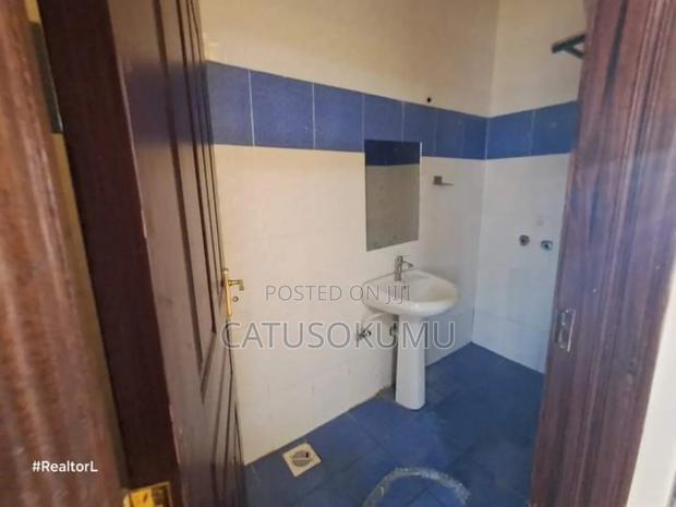 4bdrm Maisonette in Gateway Mall Area for rent - thumbnail 10