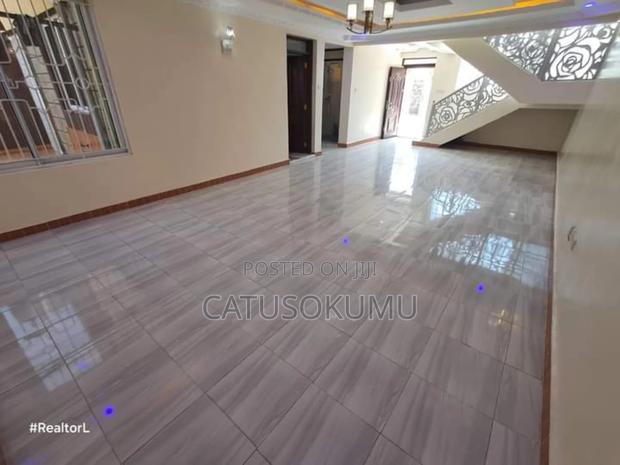 4bdrm Maisonette in Gateway Mall Area for rent - thumbnail 5