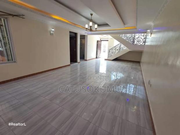 4bdrm Maisonette in Gateway Mall Area for rent - thumbnail 6