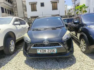 Toyota Sienta 2016 Black