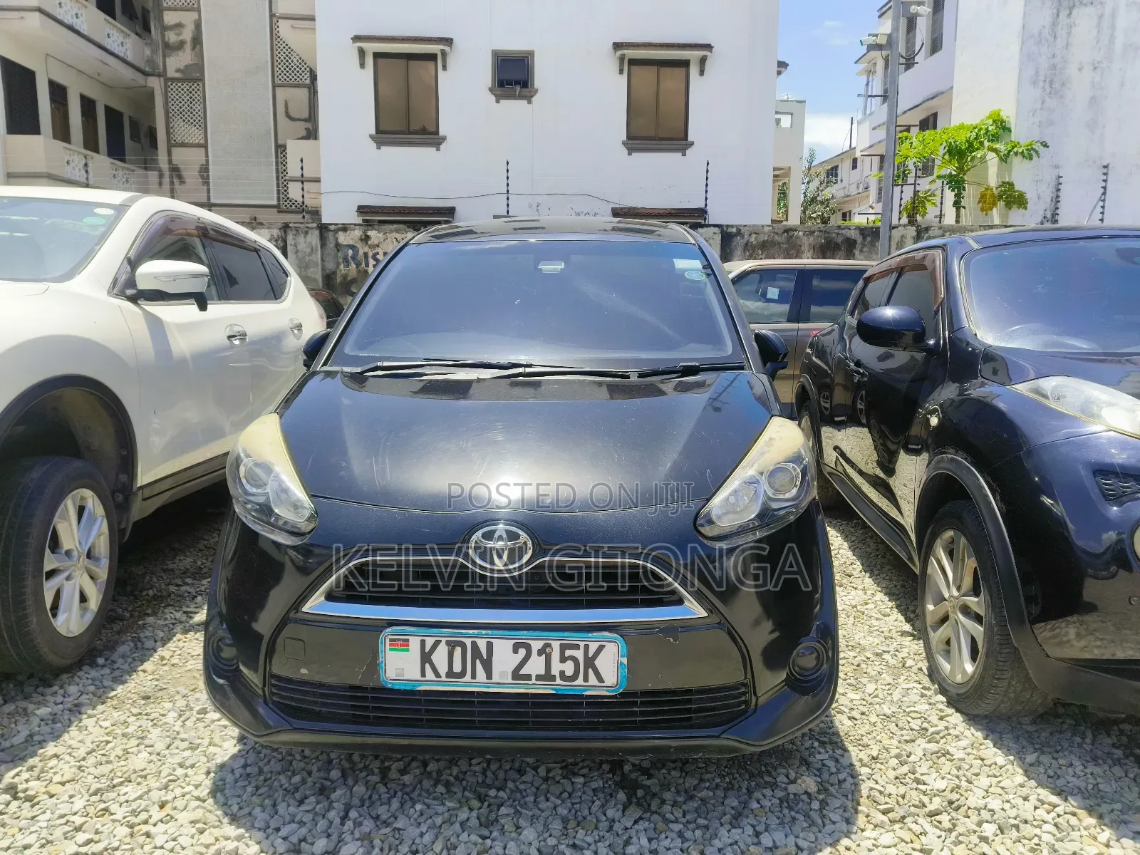 Toyota Sienta 2016 Black
