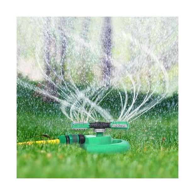 3 Arm 360 Auto-Rotating Water Sprinkler Garden Sprinkler - thumbnail 3