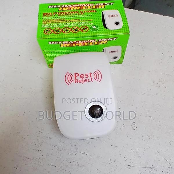 Repellent Reject Machine -Ultrasonic Pest Repeller Mouse - main view