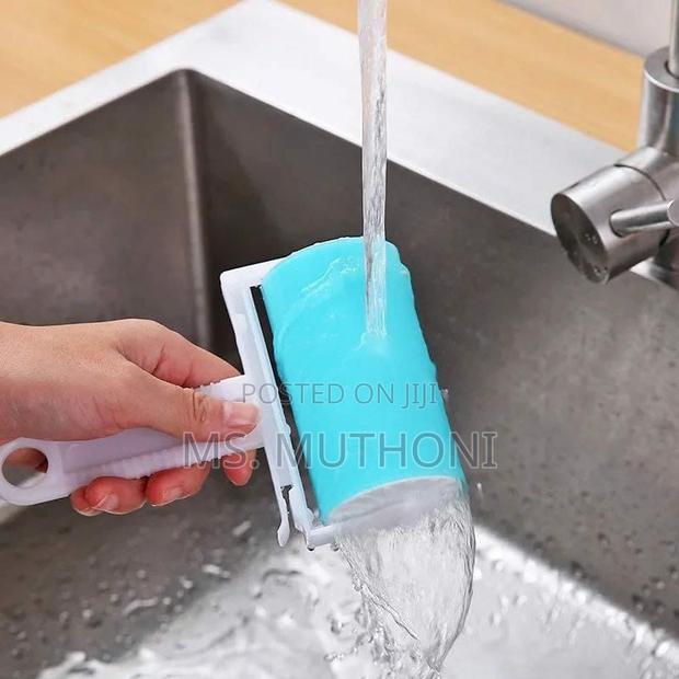 Washable Reusable Gel Lint Roller - thumbnail 3
