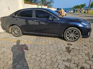 Toyota Crown 2011 Blue