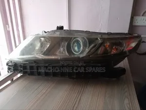 Honda Odyssey 2010 Xenon Headlights