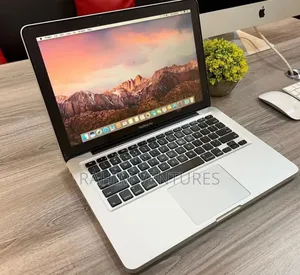 Laptop Apple MacBook Pro 8GB Intel Core i5 HDD 500GB