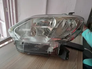 Toyota Passo 2018 Xenon Headlight (Partition)