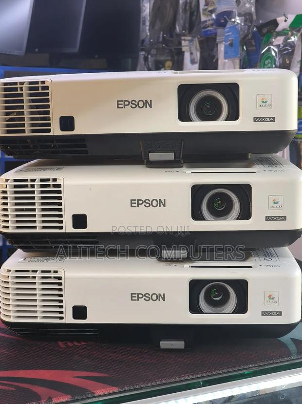 Epson Vs350 Projectors Available - thumbnail 3