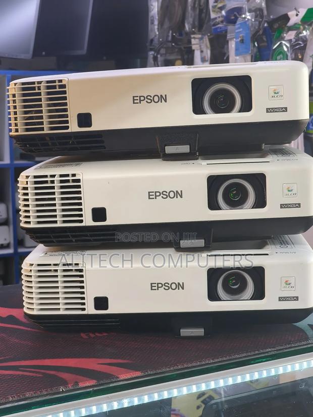 Epson Vs350 Projectors Available - thumbnail 10
