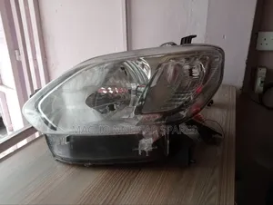 Toyota Passo 2018 Headlight