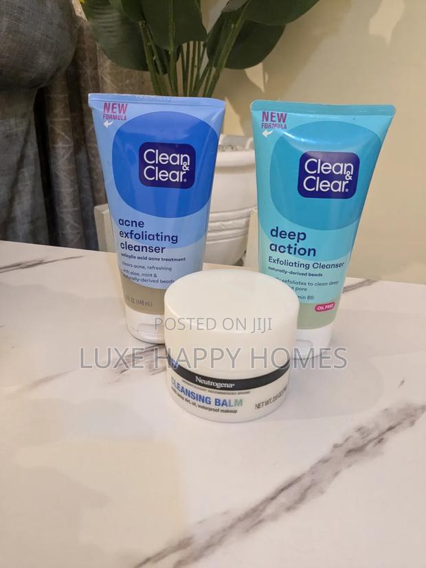 Moisturizing Lotion,Body Wash and Deodorant - thumbnail 8