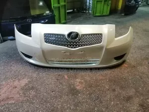 Toyota Vitz 2005/2006 Front Bumper With Fog Covers, EX Japan
