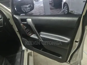 Toyota Land Cruiser Prado 2016 White