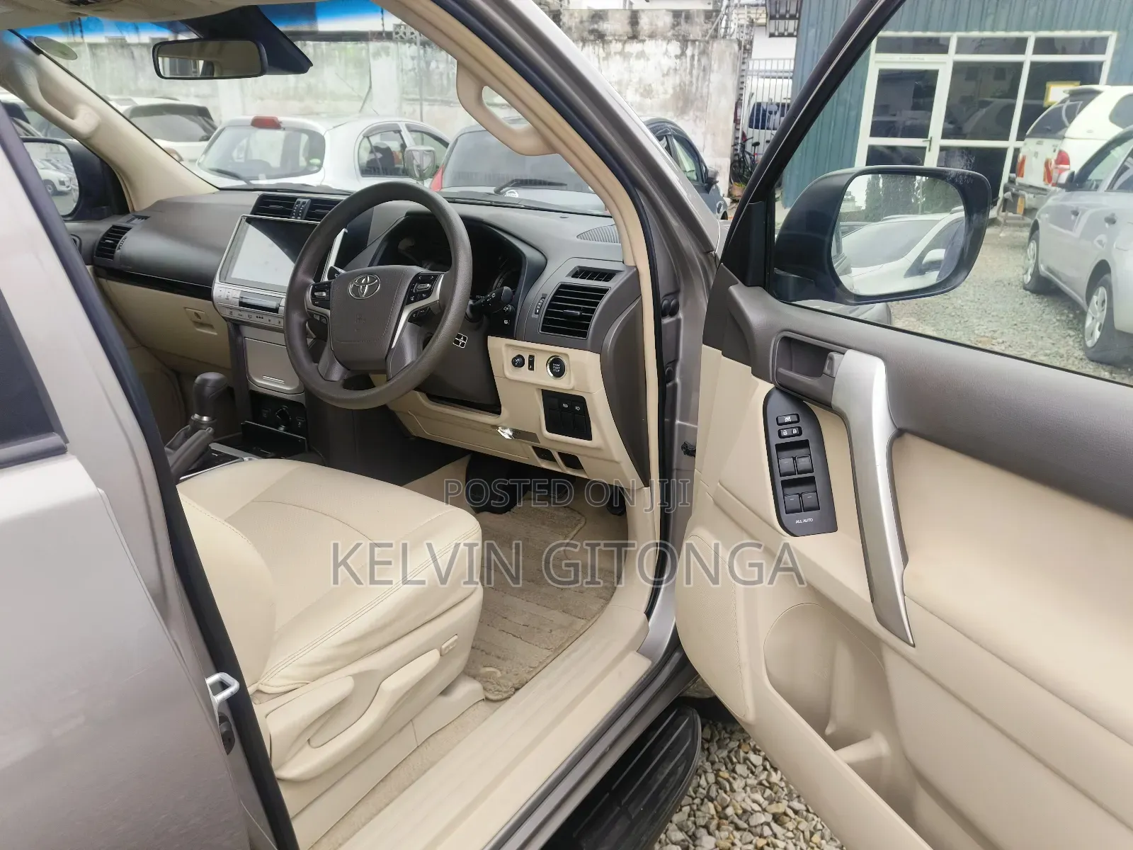 Toyota Land Cruiser Prado 2017 Gray