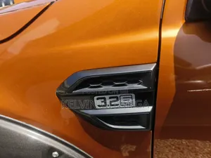 Toyota Hilux 2017 Orange