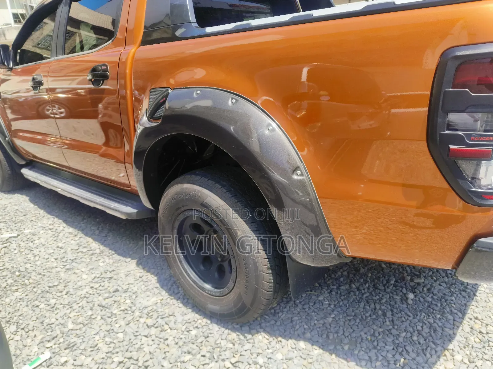 Toyota Hilux 2017 Orange