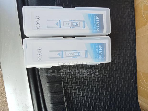 Purified Water Ph Meter - main view
