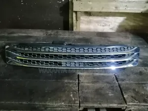 Toyota Mark X Zio 2010/11 Grille, Clean Ex Japan