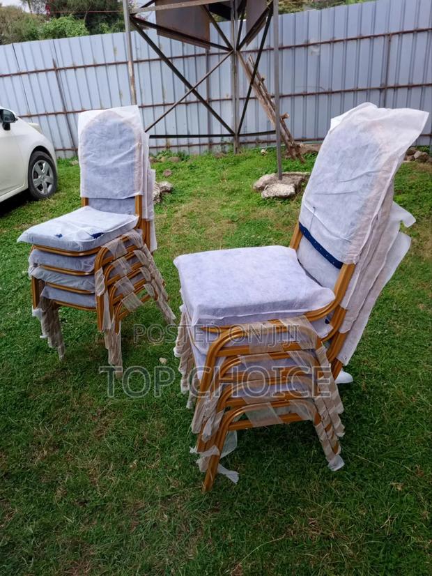 Meeting Chairs /Banquets Chairs
