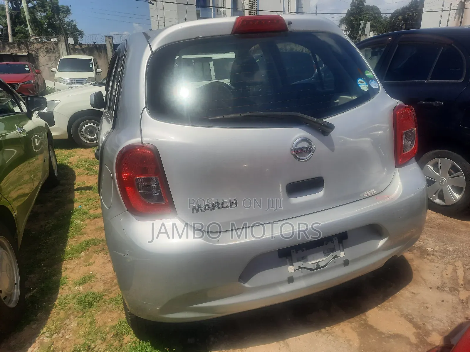 Nissan March 1.2 FWD 2017 Silver