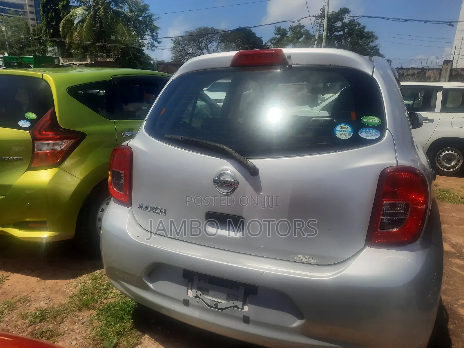 Nissan March 1.2 FWD 2017 Silver