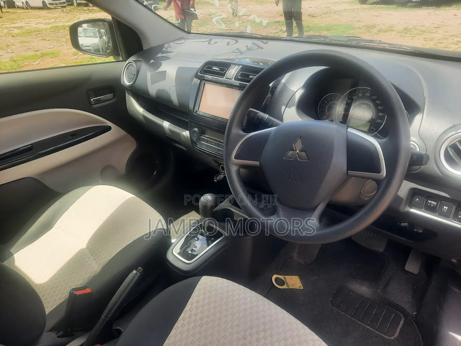 Mitsubishi Mirage GT 2017 Red