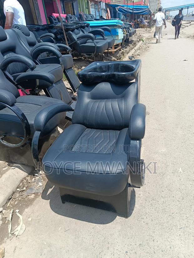 Sink Seat, Black Colour. - main view