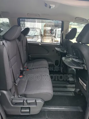 Nissan Serena 2017 Gold