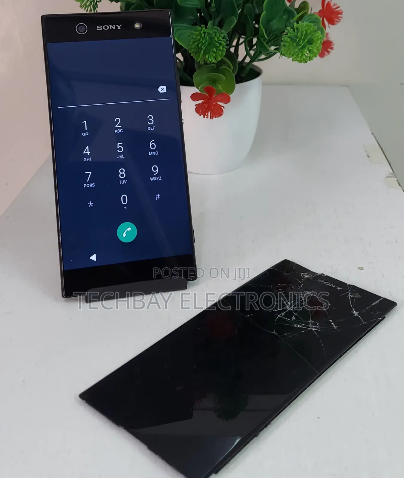 Cracked Phone,Tablet or Laptop Screen Repair