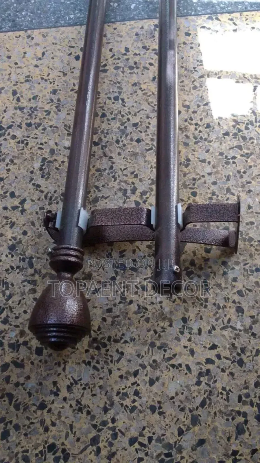 Double Brown Juakali Rod and Accessories