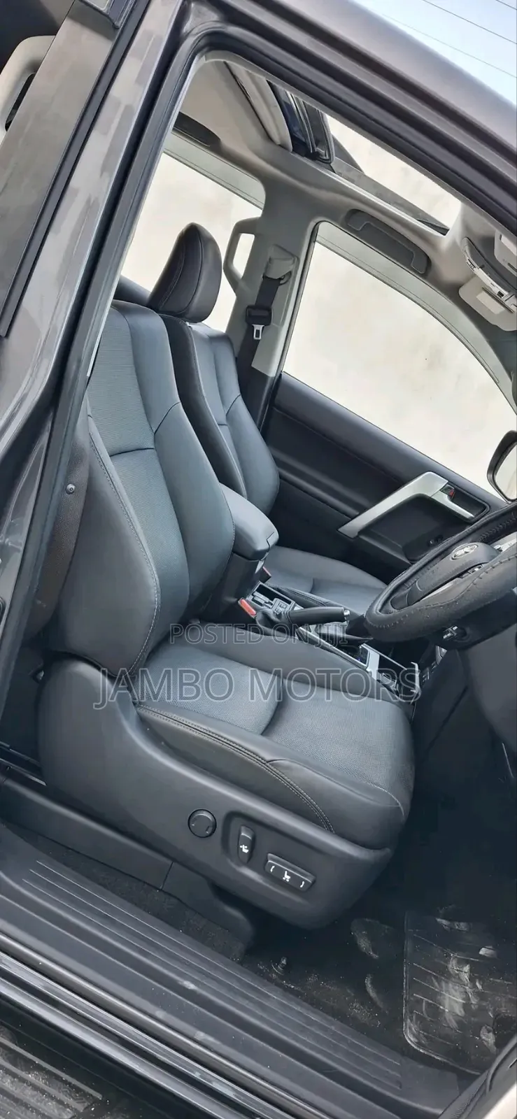 Toyota Land Cruiser Prado 2.8 2018 Gray