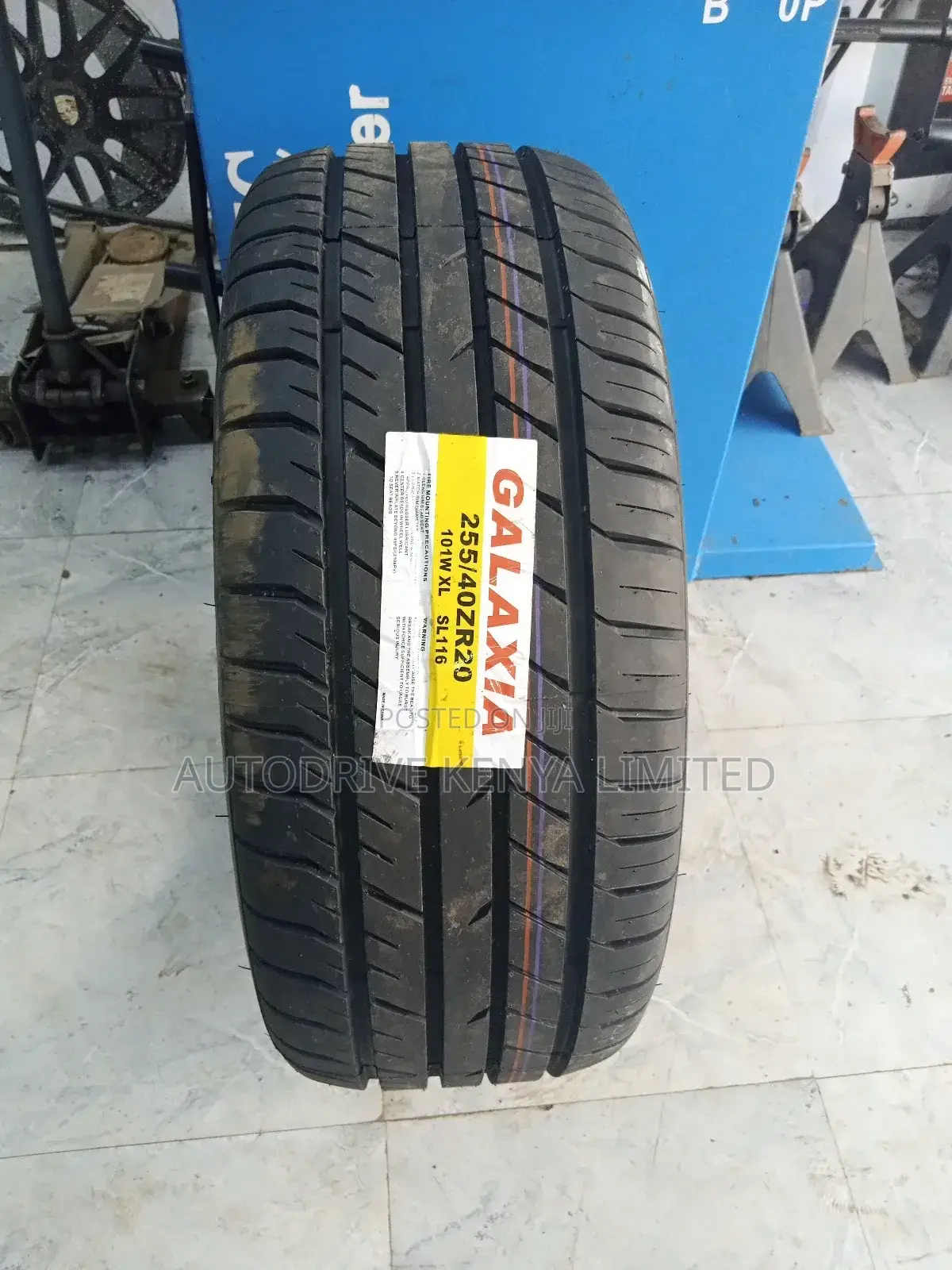 255/40r20 Galaxia Tyre